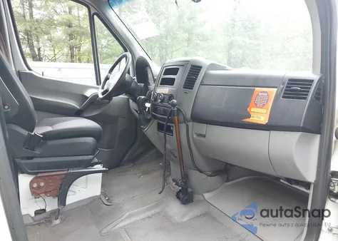 2012 Mercedes-Benz Sprinter 2500 High Roof из США, поврежденный, VIN WD3PE8CB9C5717235